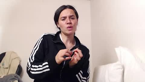 noreen_ online show from 04.05.26