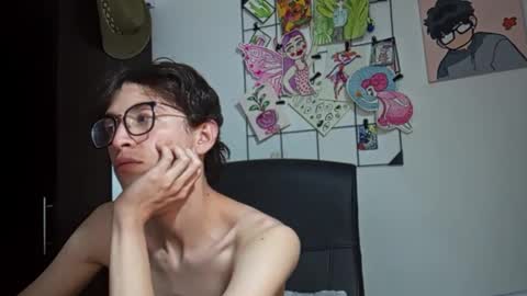 Snapshot of norehg__ chatting on 09.21.25 Norehg online show from 09.21.25