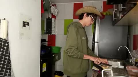 Snapshot of norehg__ chatting on 10.07.25 Norehg online show from 10.07.25