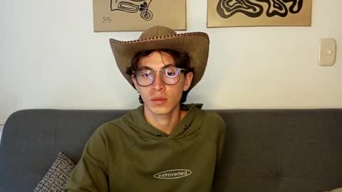 Snapshot of norehg__ chatting on 10.07.25 Norehg online show from 10.07.25