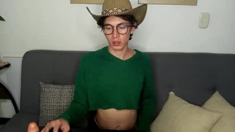 Snapshot of norehg__ chatting on 10.08.25 Norehg online show from 10.08.25