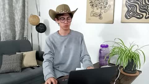 Snapshot of norehg__ chatting on 10.31.25 Norehg online show from 10.31.25