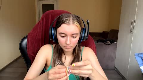 Elena online show from 04.03.26