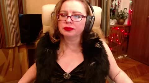 miss Tress online show from 02.25.26