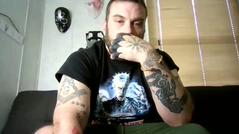 Snapshot of norsirish chatting on 10.17.25 norsirish online show from 10.17.25