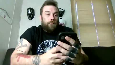 Snapshot of norsirish chatting on 11.04.25 norsirish online show from 11.04.25