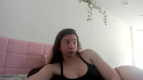 Snapshot of nortar9766 chatting on 02.12.26 Emily snow online show from 02.12.26