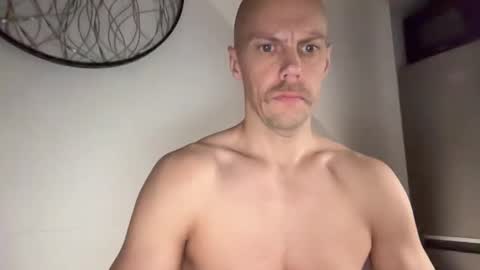 north_guy799643 online show from 03.22.26