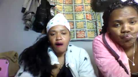 Snapshot of nosminah01 chatting on 09.09.25 nosminah01 online show from 09.09.25