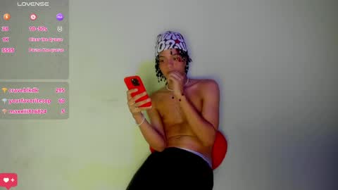 HOFFMAN online show from 01.04.25