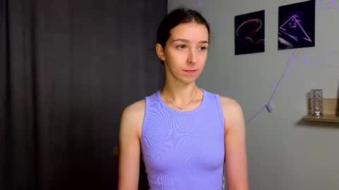 Hello My name is Helene NTMU  Finger up if u like what u see online show from 10.06.25