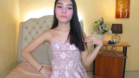 Snapshot of notaestheticallykyline chatting on 12.22.24 Kyline online show from 12.22.24