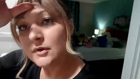 notouchmami online show from 09.21.25