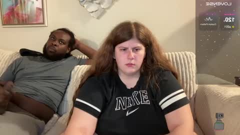 Snapshot of noturbabymoms chatting on 01.24.25 NotUrBabyMoms online show from 01.24.25