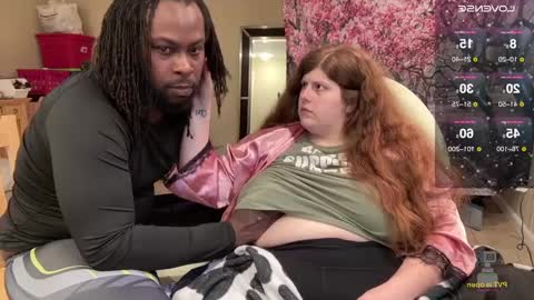 Snapshot of noturbabymoms chatting on 02.07.25 NotUrBabyMoms online show from 02.07.25