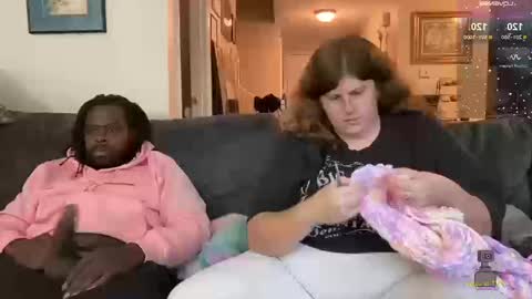 Snapshot of noturbabymoms chatting on 10.12.25 NotUrBabyMoms online show from 10.12.25