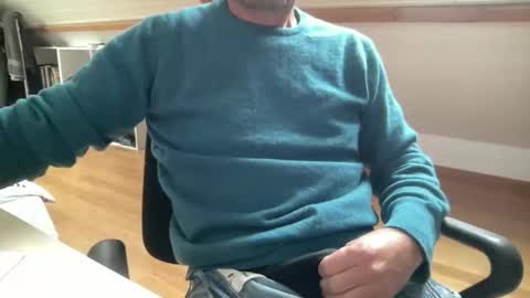 noux69 online show from 09.24.25