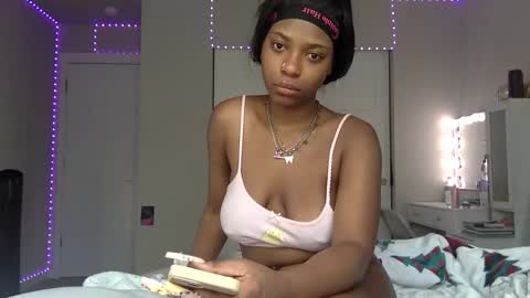 Nova Kash online show from 09.23.25