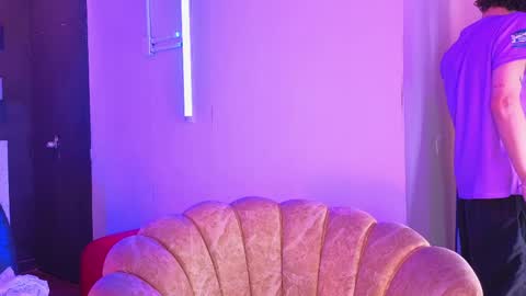 Nova Salvatore online show from 04.08.26