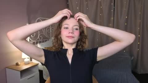 Snapshot of novaeva_ chatting on 06.10.26 Eva online show from 06.10.26