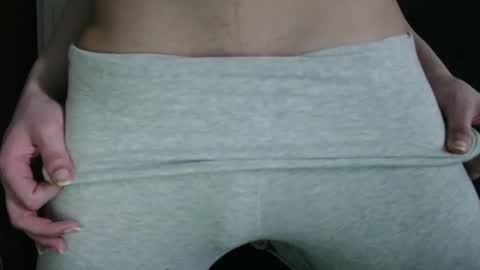 Olivia online show from 04.22.26