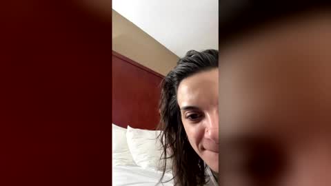 Snapshot of novannearckey chatting on 03.03.26 Nova Anne online show from 03.03.26