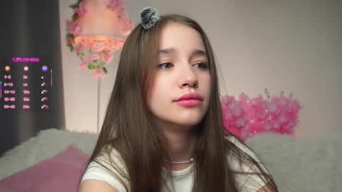 Snapshot of now_you_know chatting on 10.12.25 Dina online show from 10.12.25