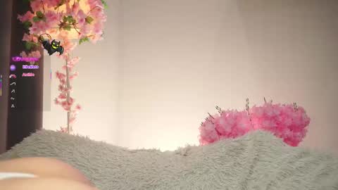 Snapshot of now_you_know chatting on 11.07.25 Dina online show from 11.07.25