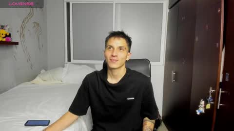 Snapshot of noxx_stark chatting on 09.13.25 Noxx online show from 09.13.25