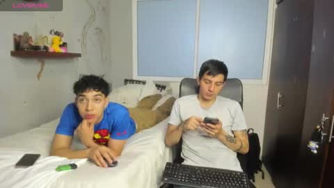 Snapshot of noxx_stark chatting on 10.27.25 Noxx online show from 10.27.25