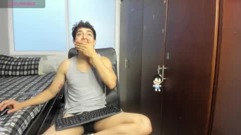 Snapshot of noxx_stark chatting on 11.01.25 Noxx online show from 11.01.25