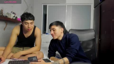 Snapshot of noxx_stark chatting on 11.09.25 Noxx online show from 11.09.25