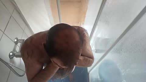 Snapshot of nudechiller chatting on 11.10.25 Vinz... online show from 11.10.25