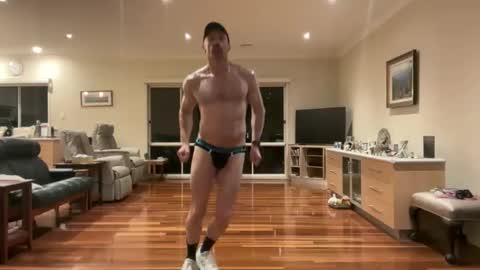 Snapshot of nudedudesmall27 chatting on 05.27.26 NudeDudeSmall online show from 05.27.26