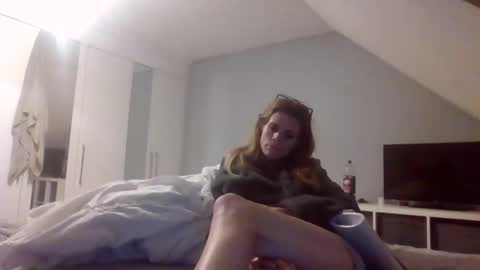 Snapshot of nudgemanalice69 chatting on 10.26.25 Alice Nudgeman online show from 10.26.25