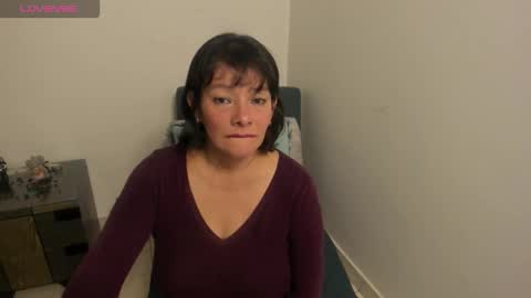 Snapshot of nuit_rose chatting on 02.04.26 nuit_rose online show from 02.04.26