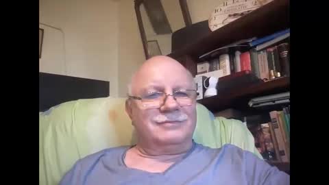 nukiss online show from 10.27.25