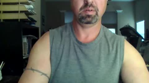 Snapshot of nvrenuff1979 chatting on 11.03.25 nvrenuff1979 online show from 11.03.25