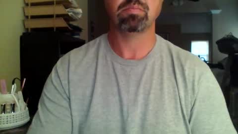 Snapshot of nvrenuff1979 chatting on 11.12.25 nvrenuff1979 online show from 11.12.25