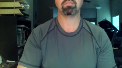 nvrenuff1979 online show from 02.06.26