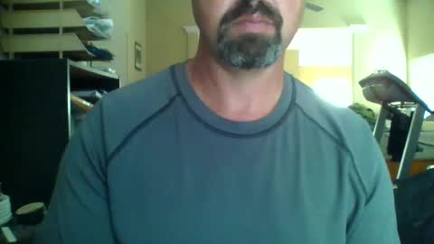 nvrenuff1979 online show from 04.14.26