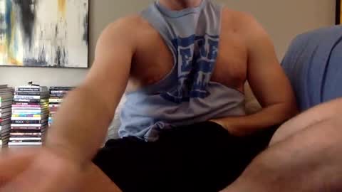 Snapshot of nxxtdoorguy77 chatting on 02.09.25 nxxtdoorguy77 online show from 02.09.25