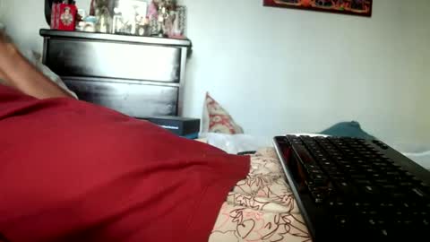 Snapshot of nyakuti chatting on 10.05.25 KN online show from 10.05.25