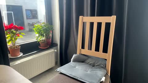 Nicol online show from 03.05.25