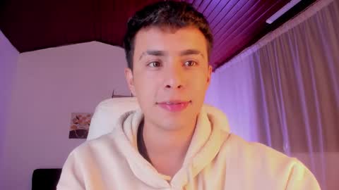 Snapshot of nyko_ds chatting on 10.08.25 nyko_ds online show from 10.08.25