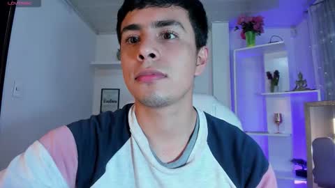 Snapshot of nyko_ds chatting on 10.28.25 nyko_ds online show from 10.28.25