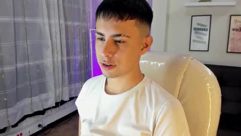 Snapshot of nyko_ds chatting on 10.31.25 nyko_ds online show from 10.31.25