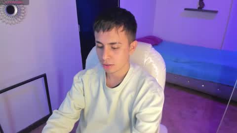 Snapshot of nyko_ds chatting on 11.18.25 nyko_ds online show from 11.18.25