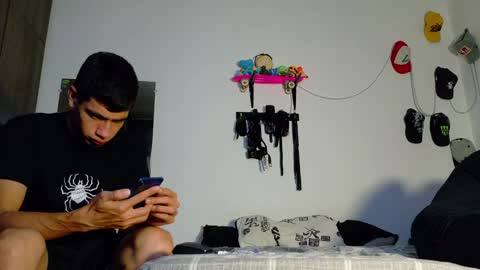 Snapshot of nymphobuddies chatting on 01.25.25 David and Steven Independents online show from 01.25.25