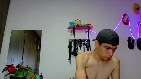 Snapshot of nymphobuddies chatting on 02.04.25 David and Steven Independents online show from 02.04.25